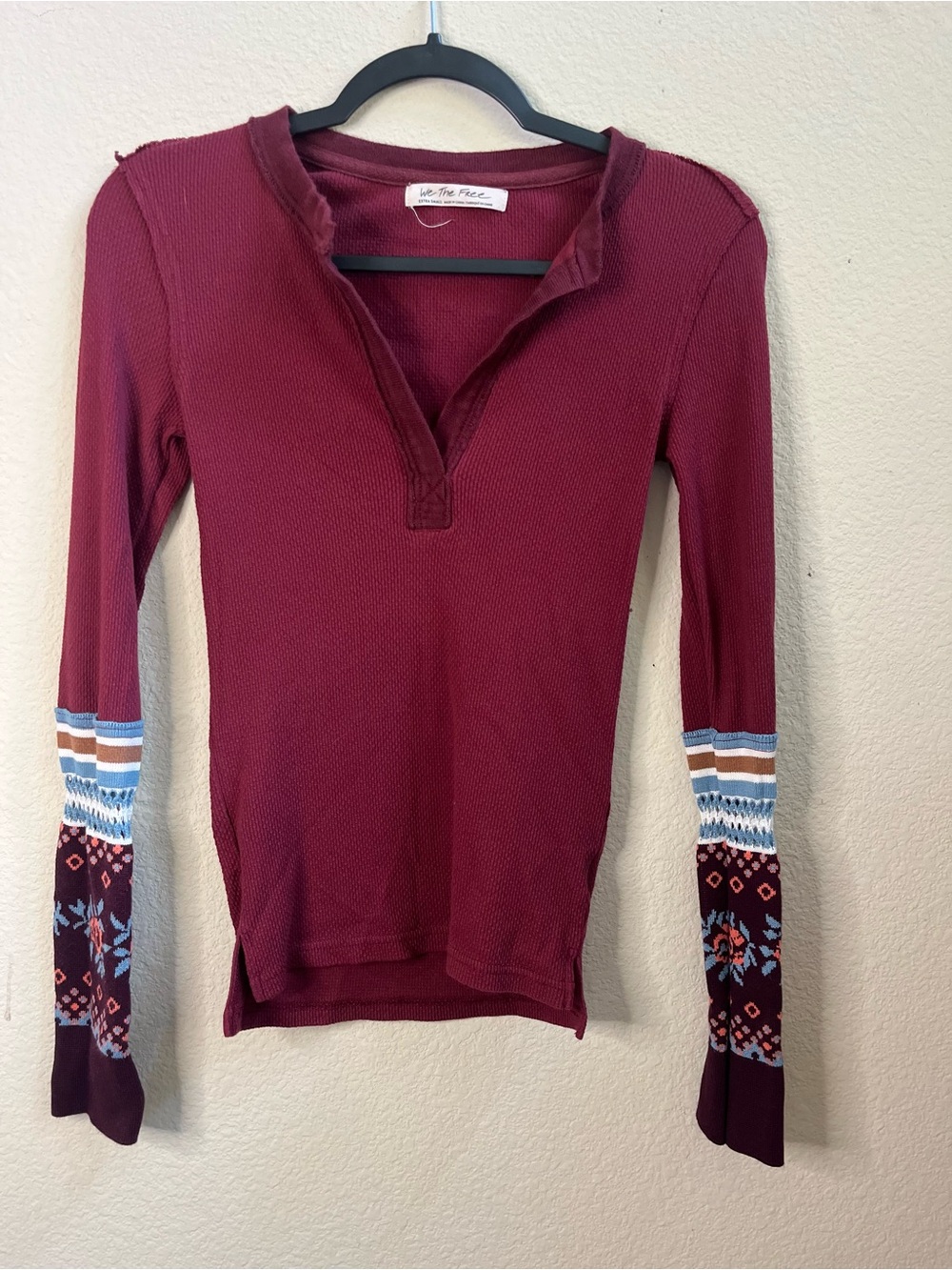 We The Free Micah Burgundy Top - Size XS - Picture 2 of 9